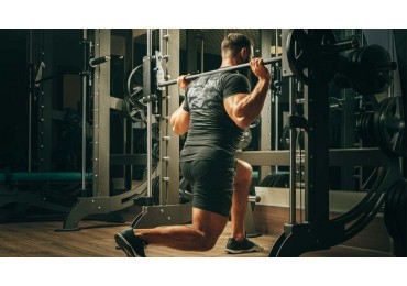  When to Use a Barbell (and When a Smith Machine Is Fine)